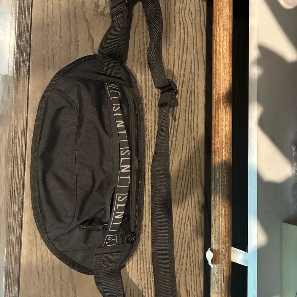 Black Sling Bag - Picture 1 of 3